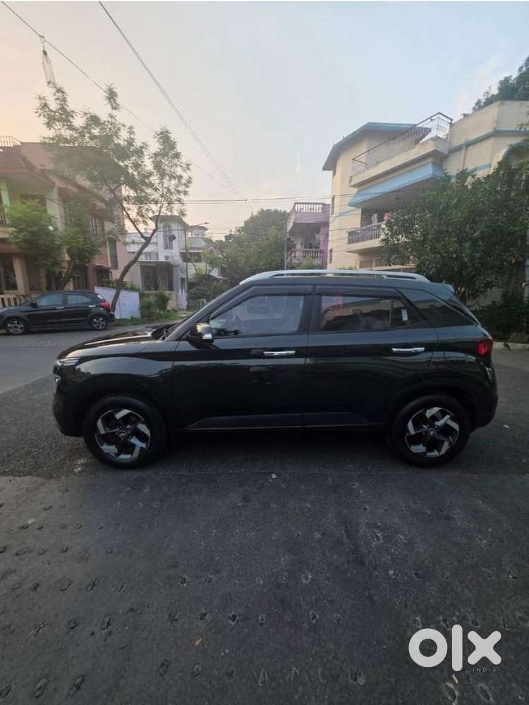 Hyundai Venue Sx, 2020, Petrol