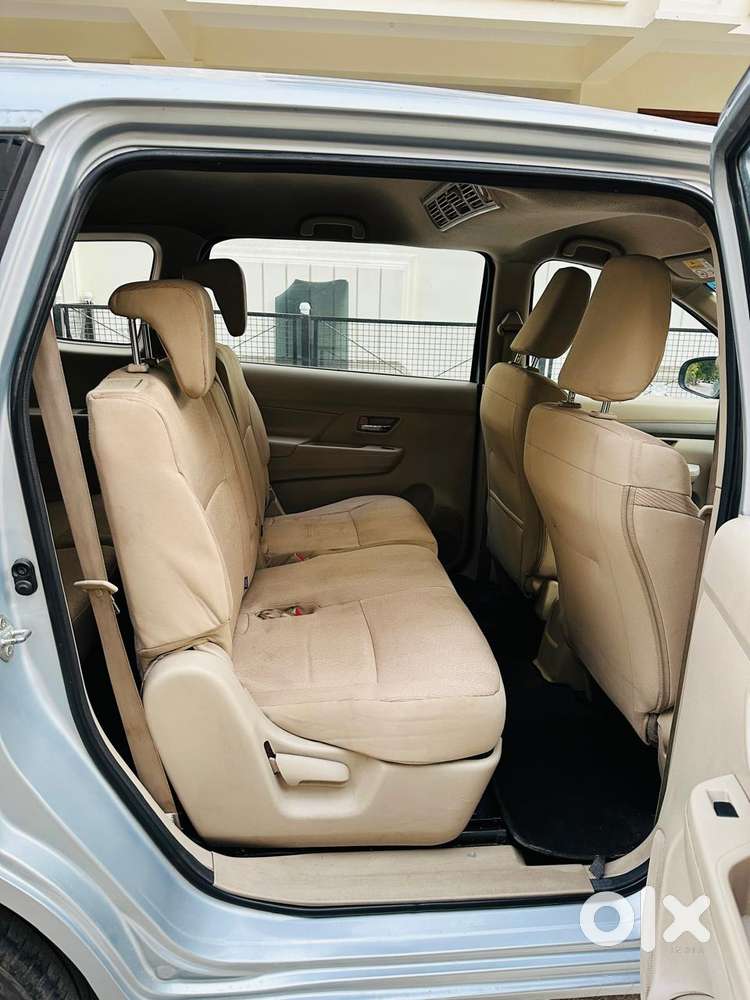 Maruti Suzuki Ertiga 1.5 Vxi Shvs, 2023, Petrol