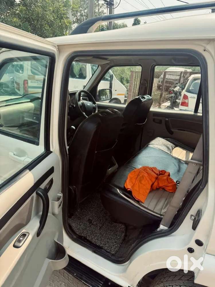 Mahindra Scorpio 2018 Diesel 85000 Km Driven
