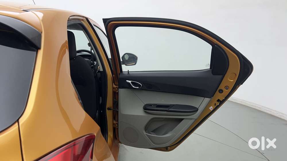 Tata Tiago 1.2 Revotron Xz Wo Alloy, 2016, Petrol