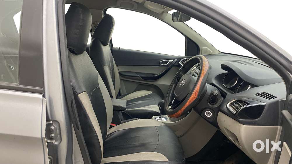 Tata Tiago 1.2 Revotron Xza, 2018, Petrol