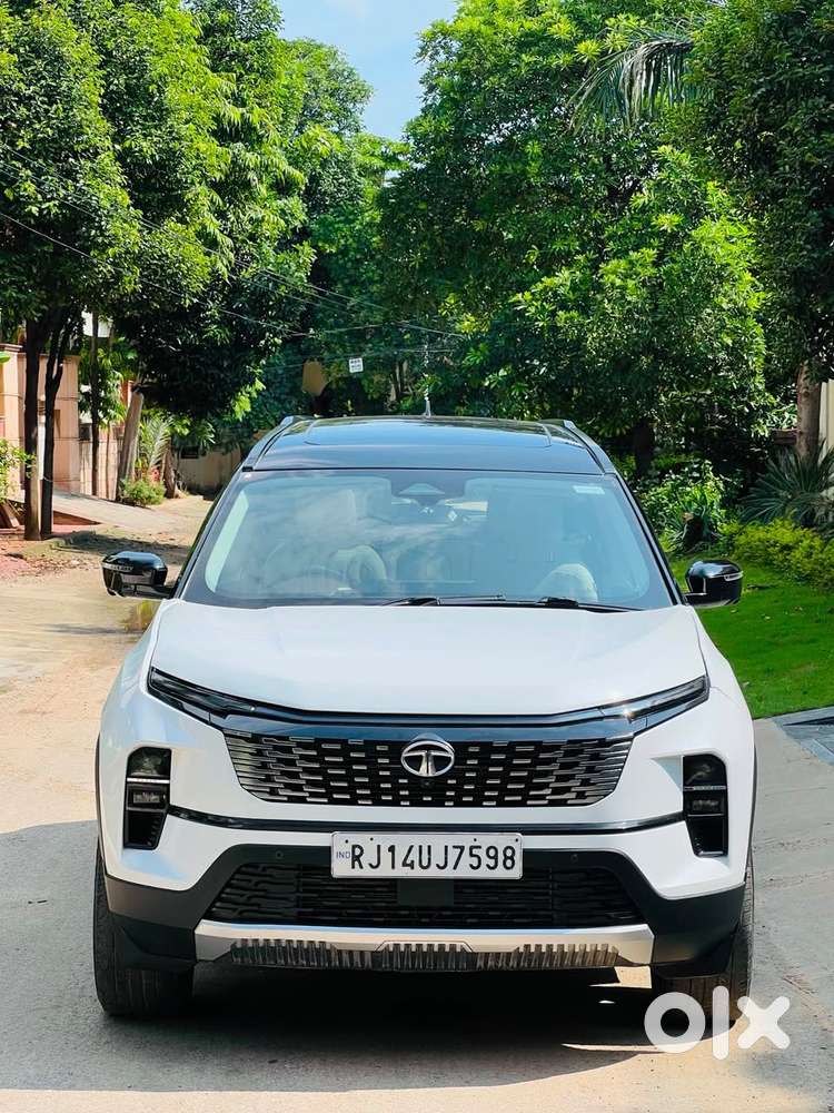 Tata Safari Accomplished Plus 6 Str Dual Tone, 2023, Diesel