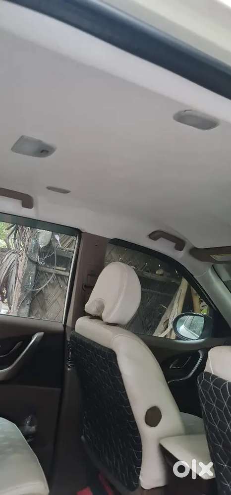 Mahindra Xuv500 2014 Diesel 100400 Km Driven