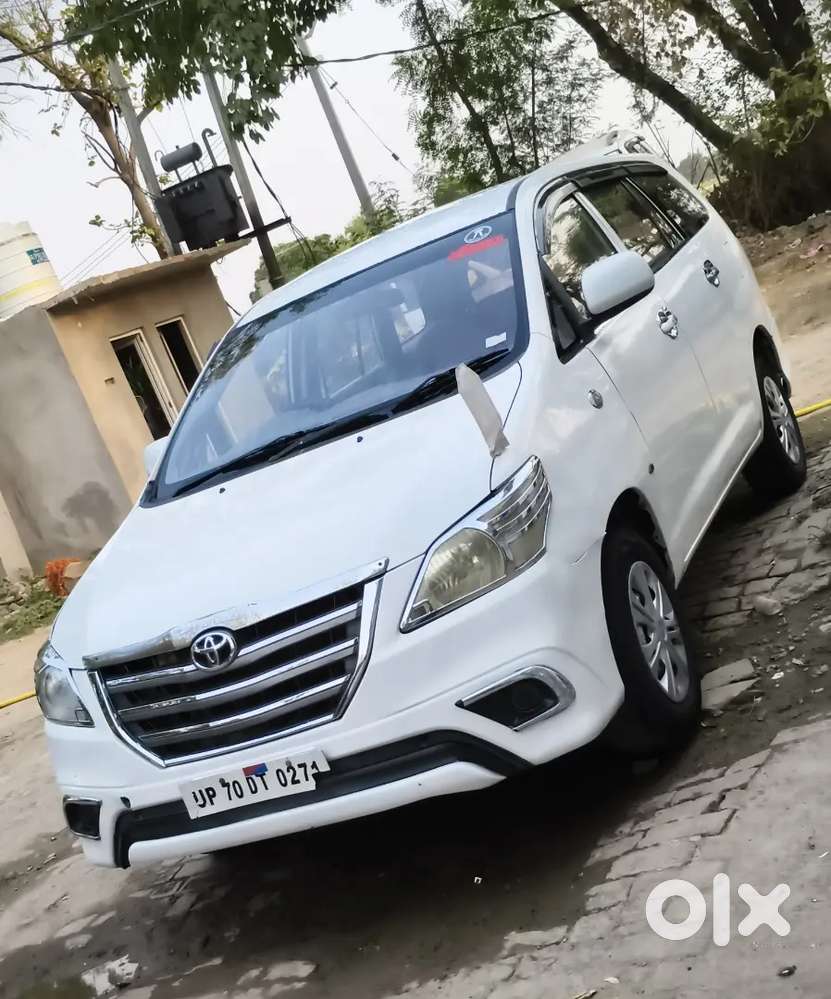 Toyota Innova 2013 Diesel 137000 Km Driven