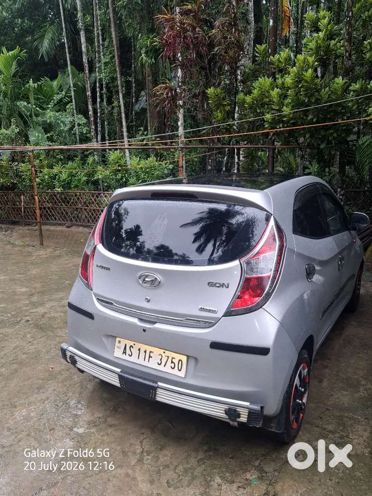 Hyundai Eon Magna + 2012