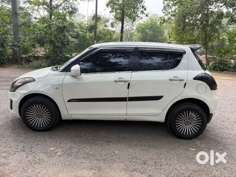 Swift 2016 Model For Sale ( Cng On Paper)