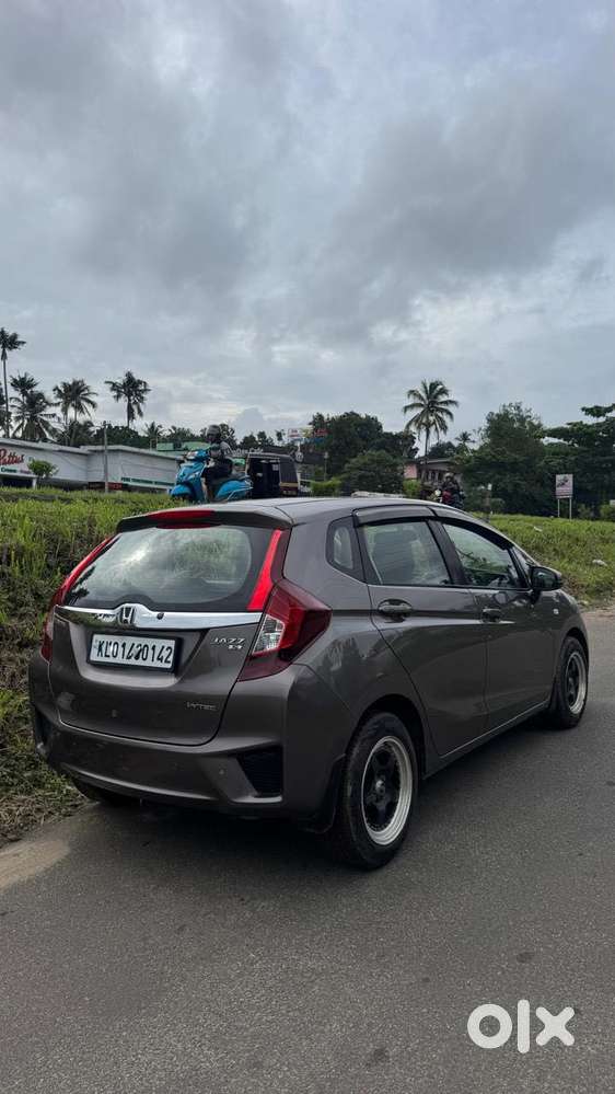 Honda Jazz S Mt I-vtec, 2016, Petrol