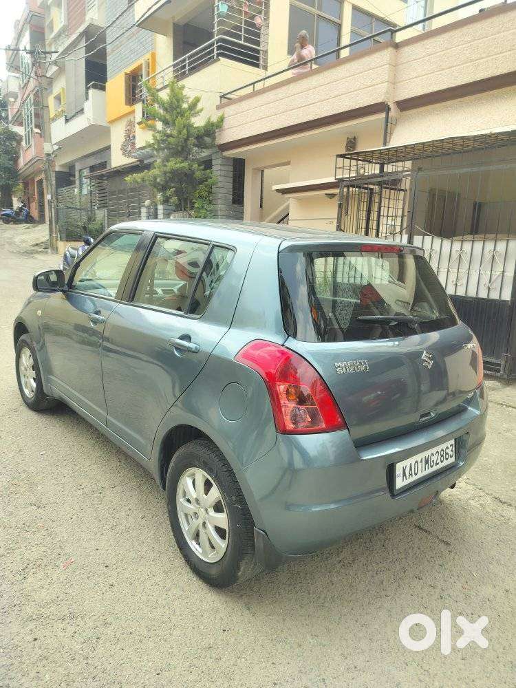 Maruti Suzuki Swift Zxi, 2010