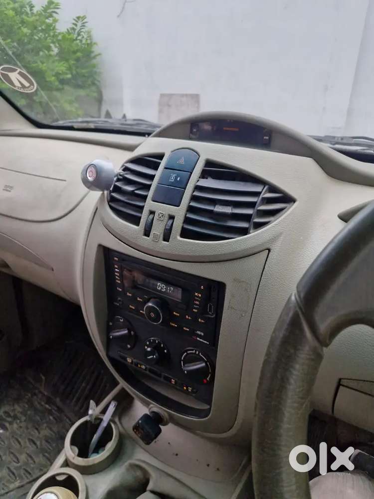 Mahindra Quanto 1.5 2013