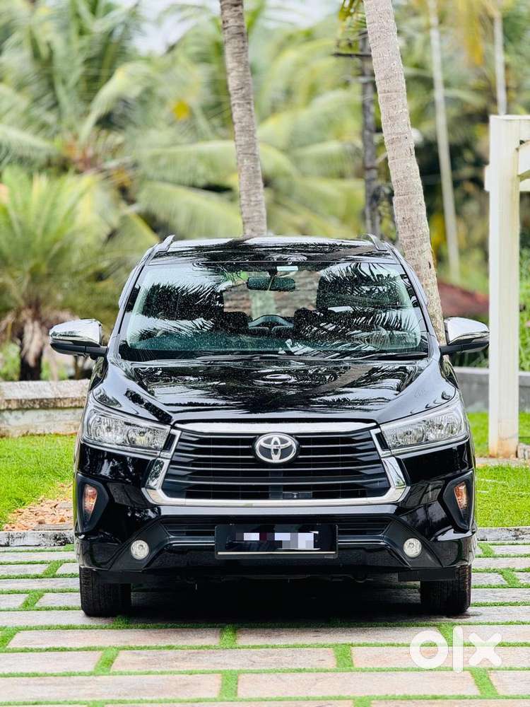 Toyota Innova Crysta 2.8 Gx At 7 Str, 2022, Diesel