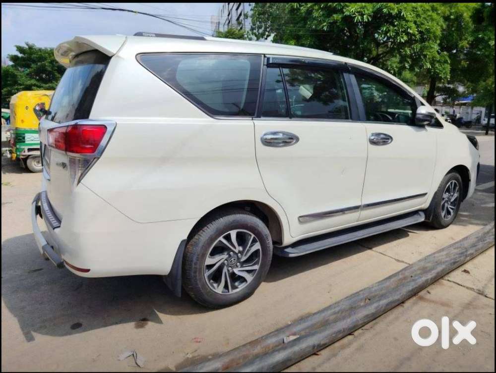 Toyota Innova Crysta 2.4 V, 2022, Diesel