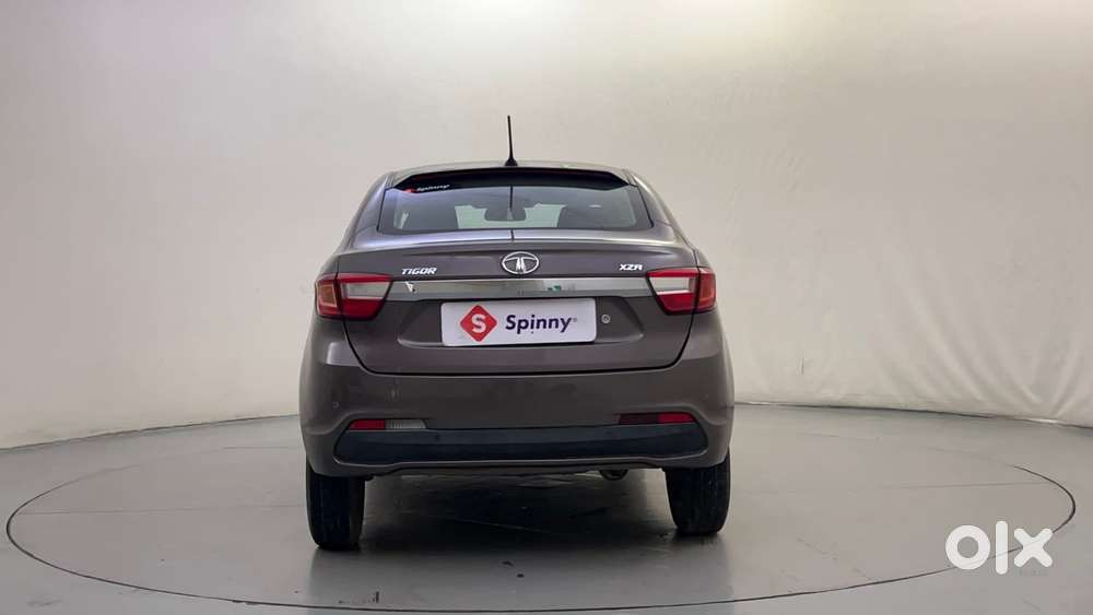 Tata Tigor Xza, 2018, Petrol