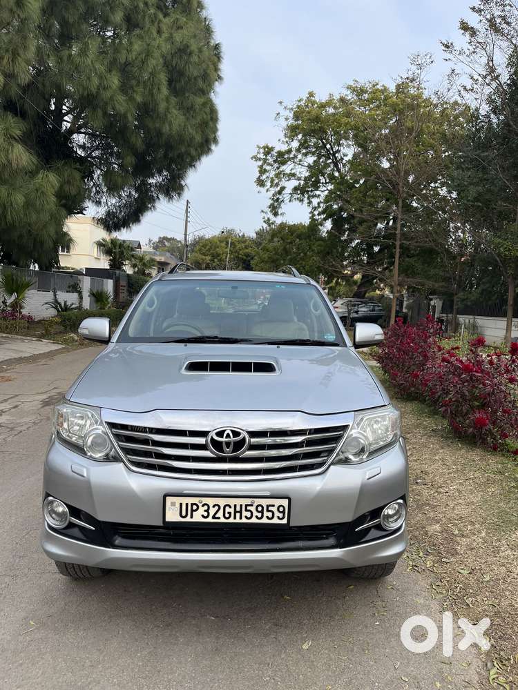 Toyota Fortuner 2011-2016 4x2 Manual, 2015, Diesel
