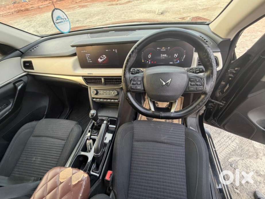 Mahindra Xuv700 2.2 Ax 5 Diesel Mt 7 Str, 2024, Diesel