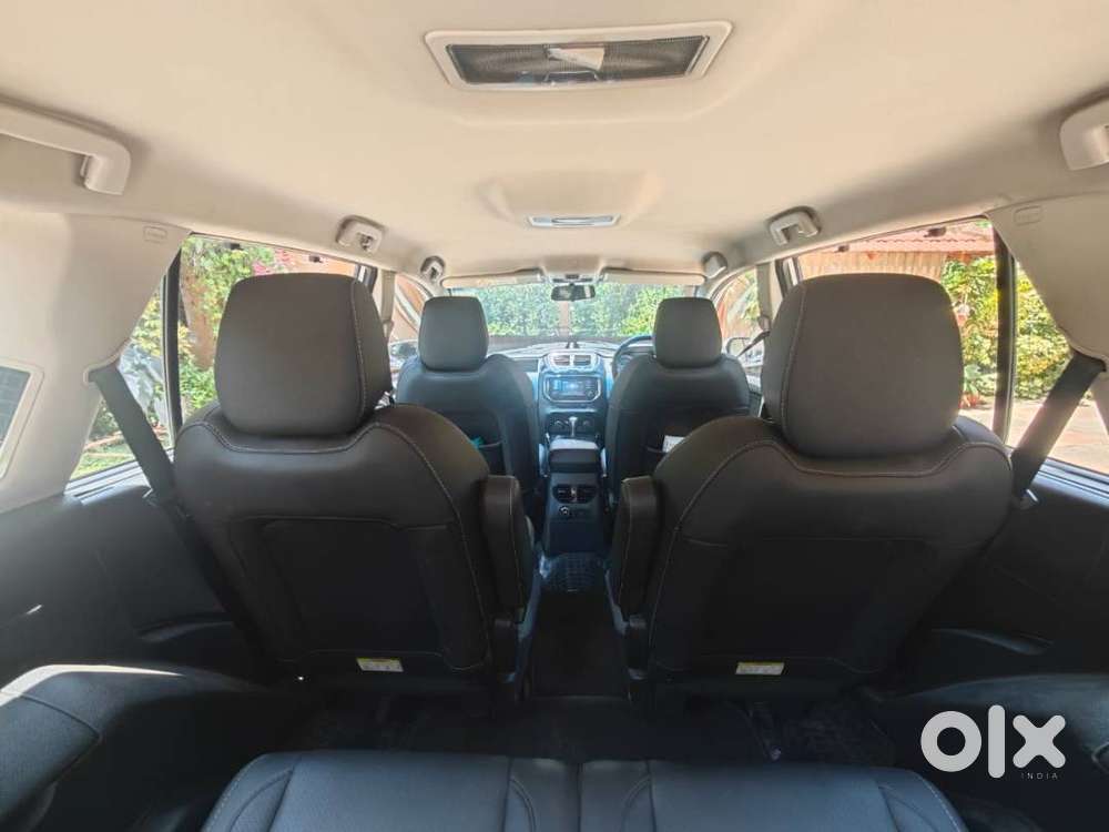 2017 Tata Hexa Xta Automatic  Single Owner (ka12) 85,000 Km
