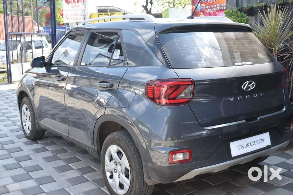 Hyundai Venue S Diesel, 2021, Diesel