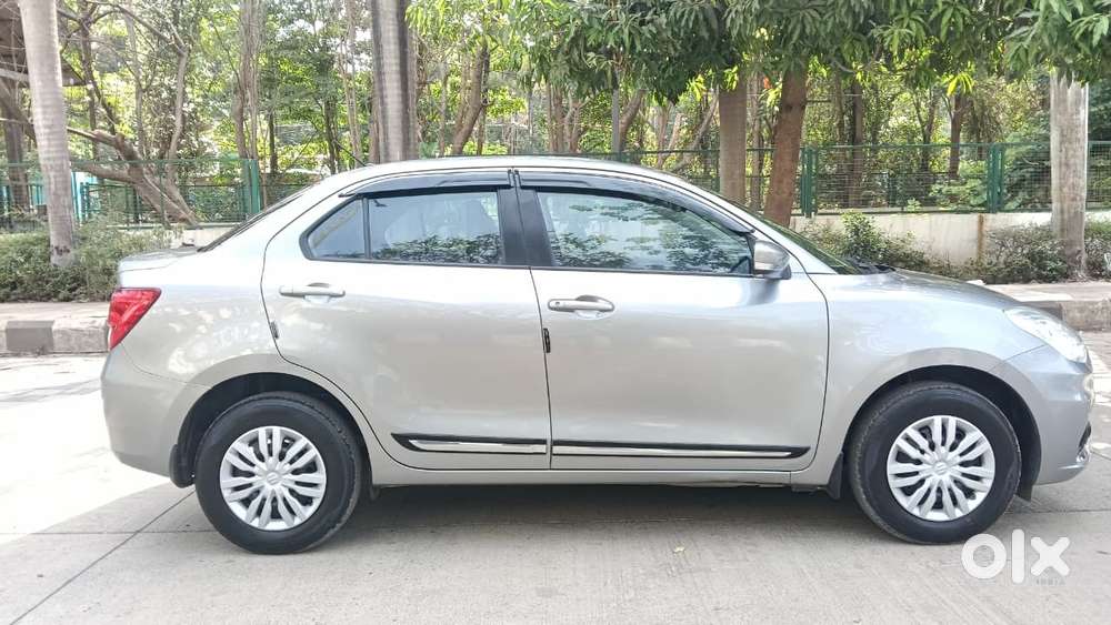 Maruti Suzuki Dzire 1.2 Vxi Amt, 2022, Petrol