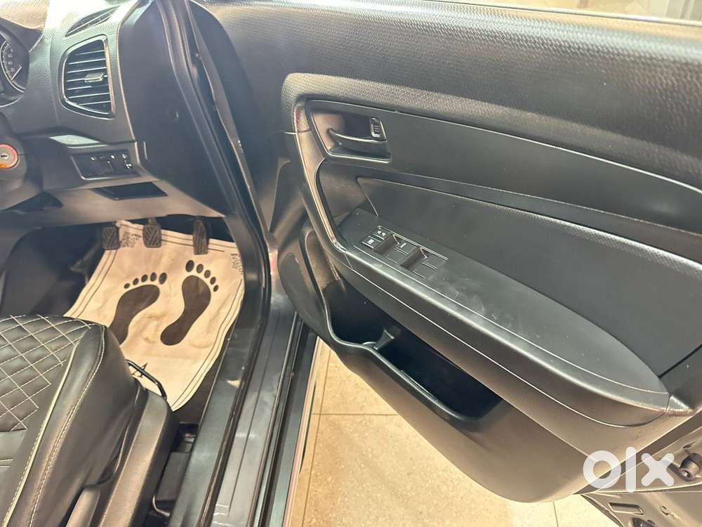 Maruti Suzuki Brezza 1.5 Lxi Smart Hybrid, 2022, Petrol