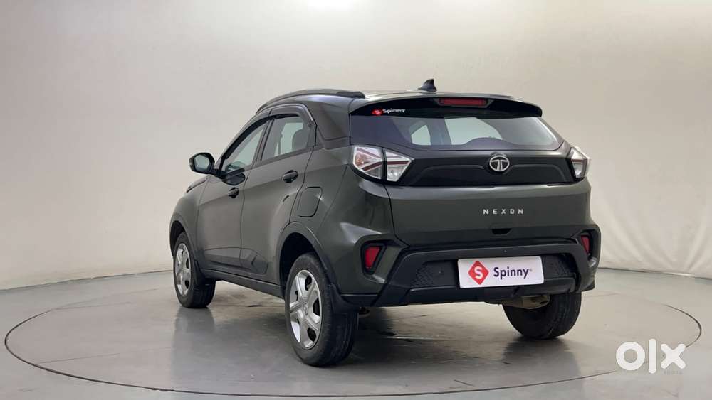 Tata Nexon 1.2 Revotron Xma Amt (s), 2022, Petrol