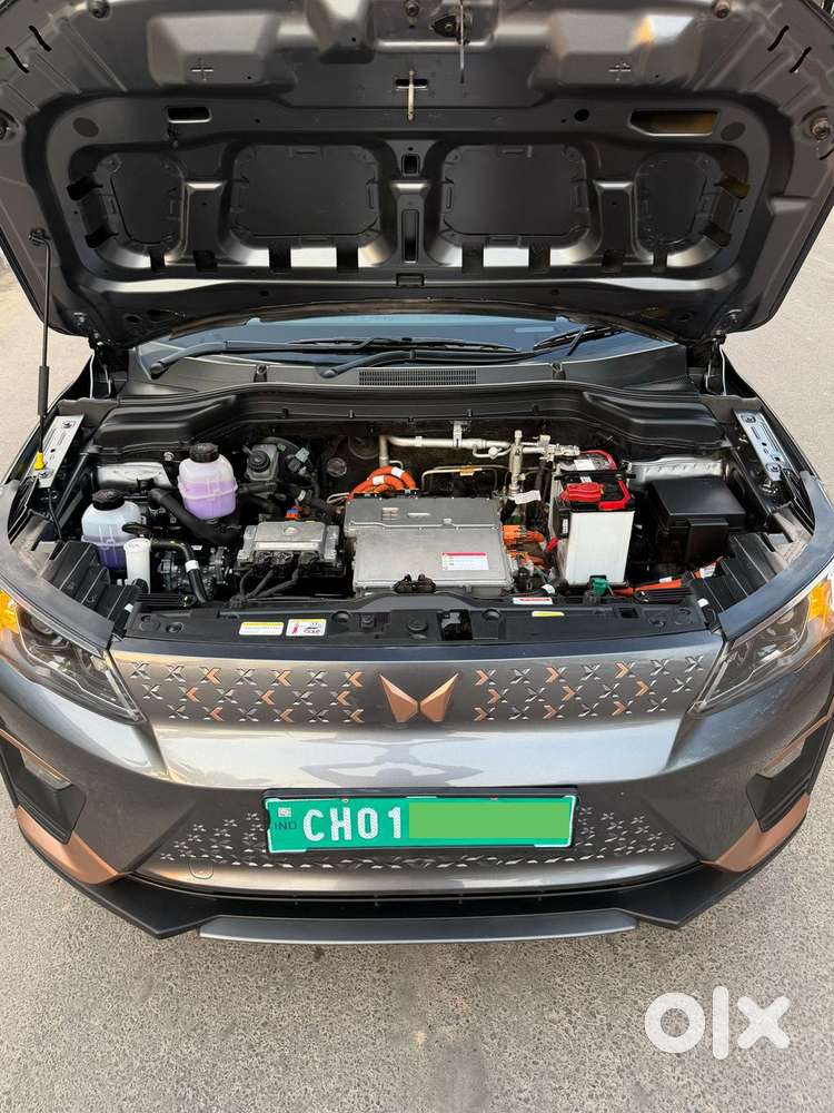 Mahindra Xuv400 Ev El Fast Charger Dt, 2024, Electric