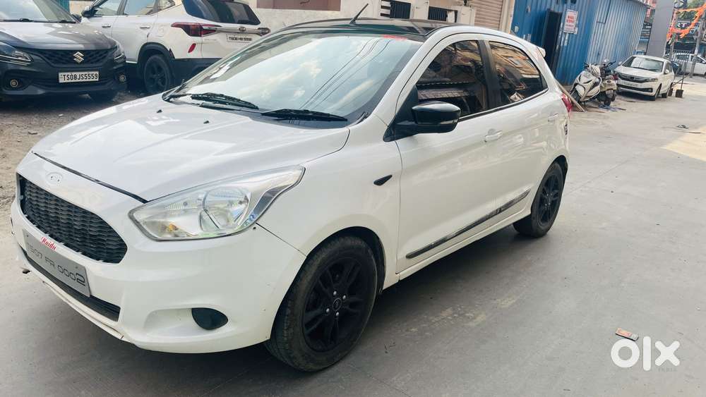 Ford Figo Petrol Titanium, 2017, Petrol