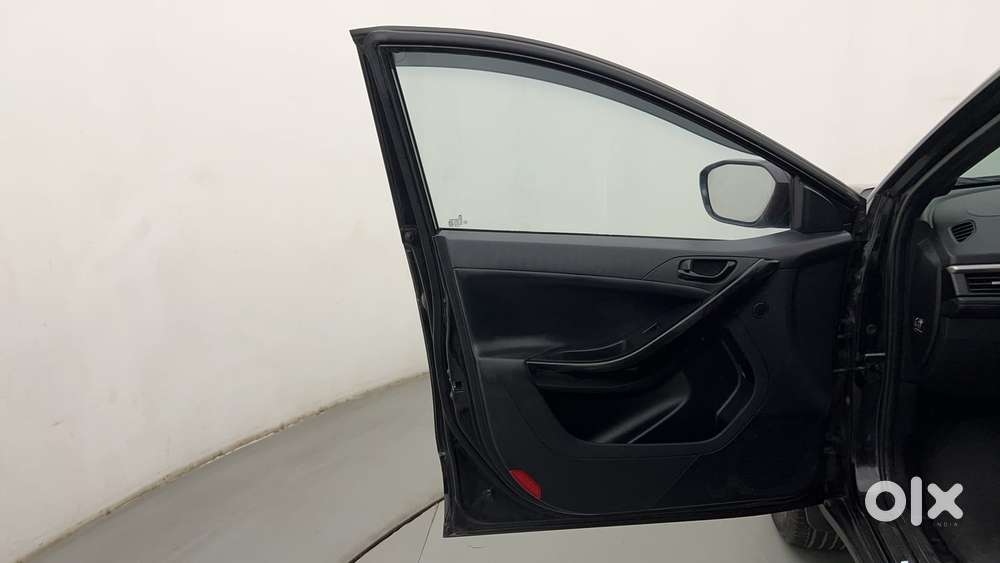 Tata Nexon Fearless 1.2 Revotron Petrol 7dca  Dt, 2024, Petrol