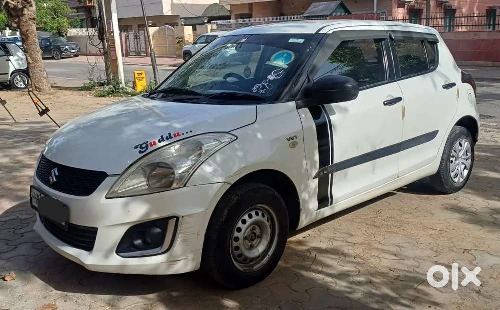 Maruti Suzuki Swift 2017 Petrol Well Maintained
