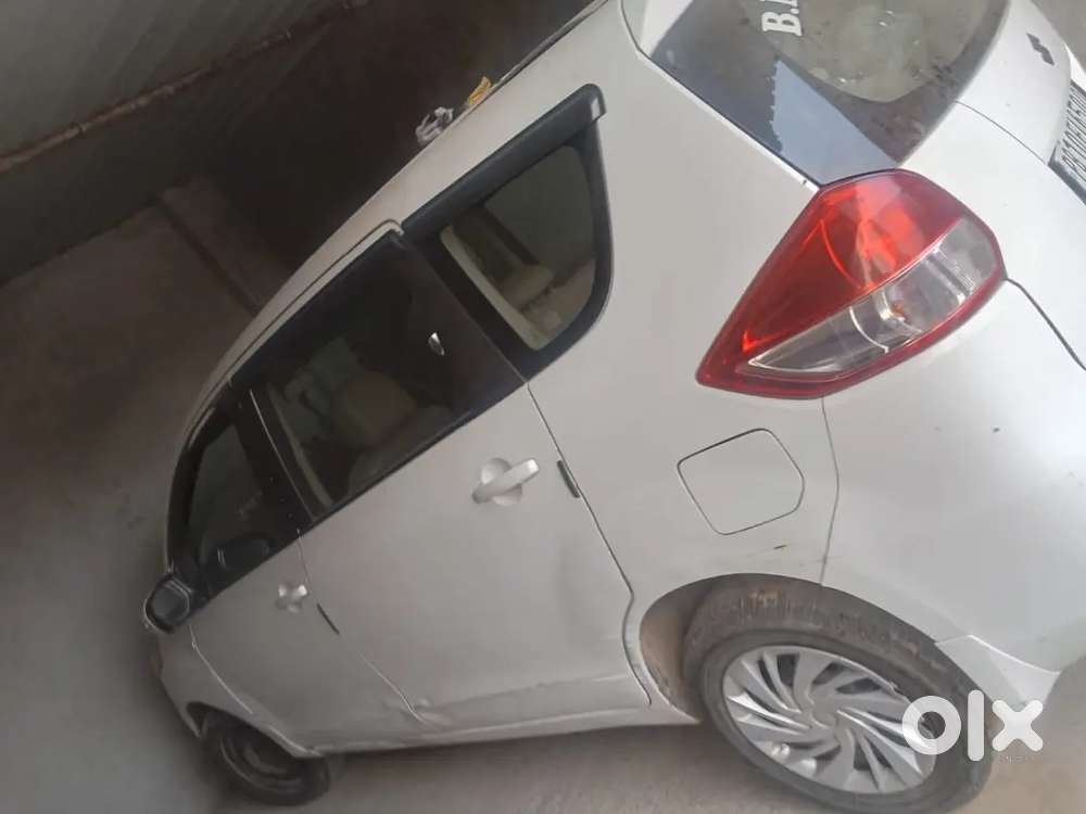 Maruti Suzuki Ertiga 30