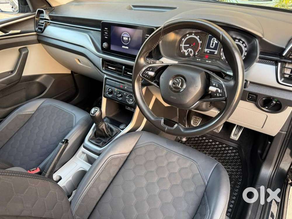 Skoda Kushaq 1.0 Tsi Ambition, 2022, Petrol