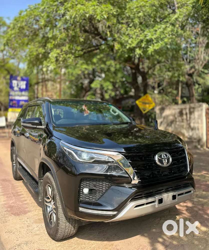 Toyota Fortuner 2022 Diesel 98210 Km Driven