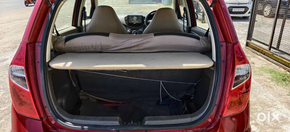 Hyundai I10 Sportz, 2012, Petrol