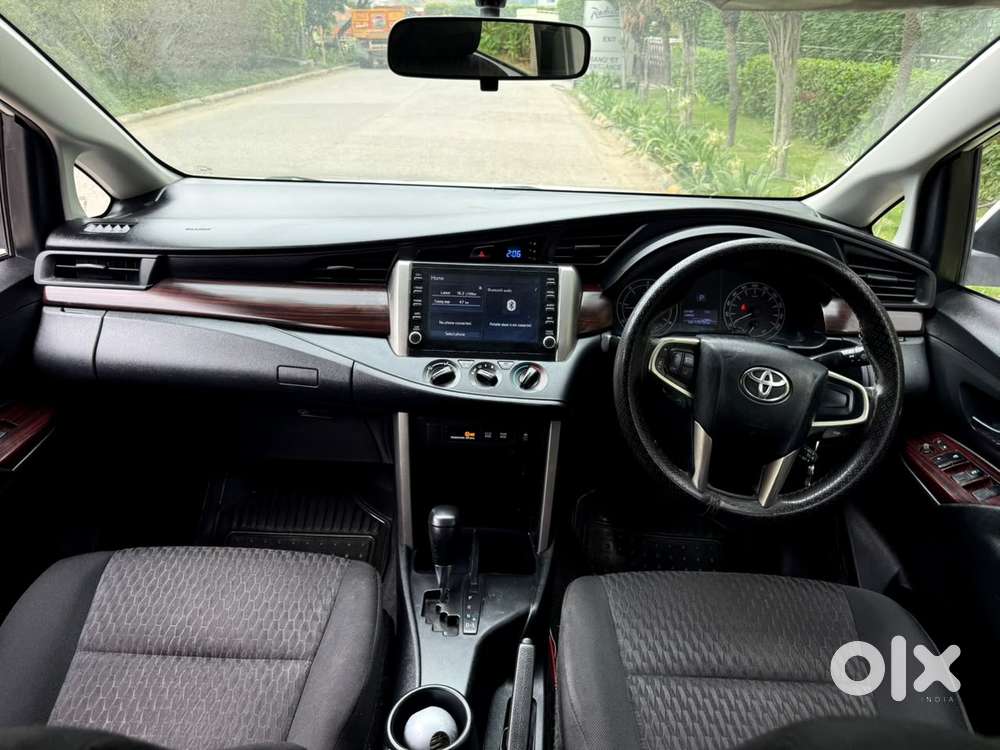 Toyota Innova Crysta [2020-ongoing] 2.4 Gx 7 Str, 2022, Diesel