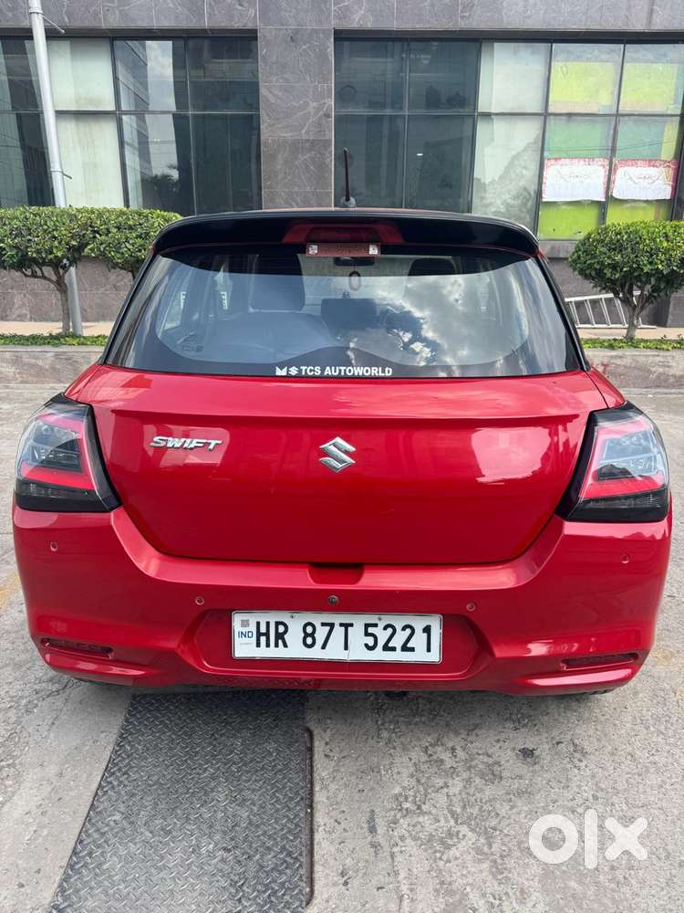 Maruti Suzuki Swift 1.2 Lxi (o), 2025, Petrol