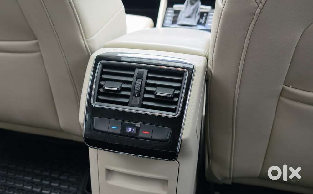 Skoda Superb Style 1.8, 2018, Petrol