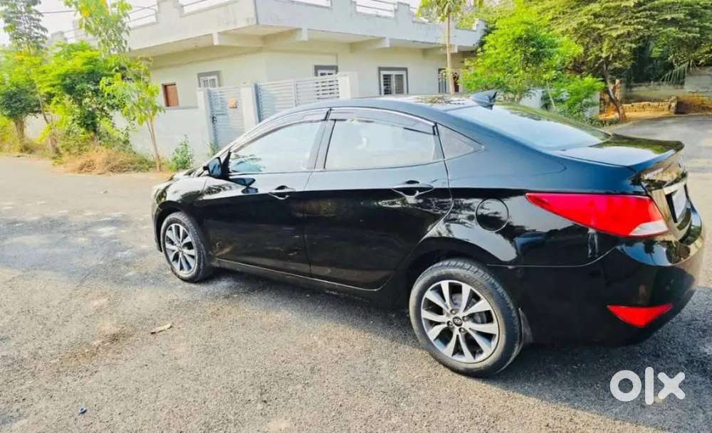 Hyundai Verna 2016 Petrol Well Maintained