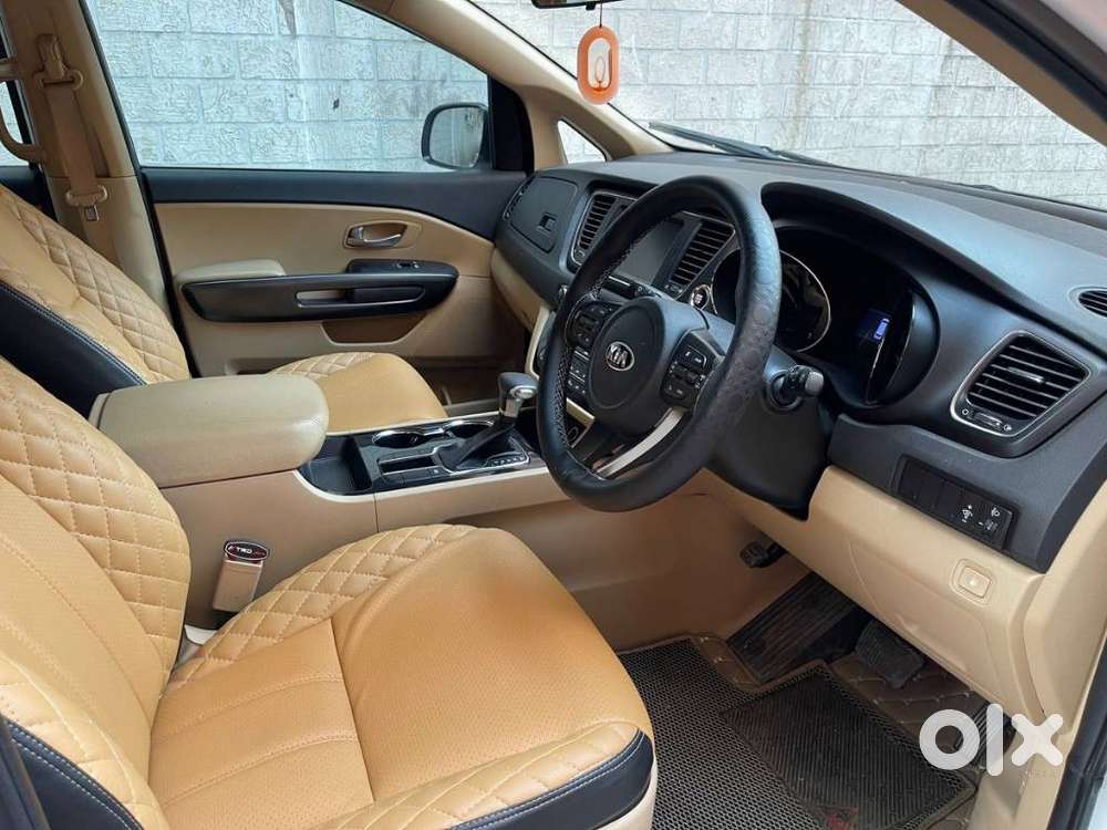 Kia Carnival Premium 8 Str, 2021, Diesel