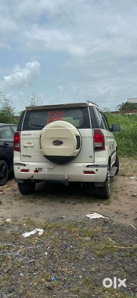 Mahindra Tuv 300 2016