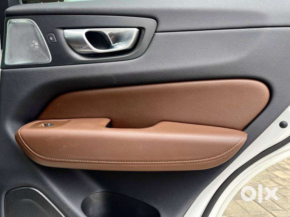 Volvo Xc60 2.0 B5 Ultimate, 2023, Petrol