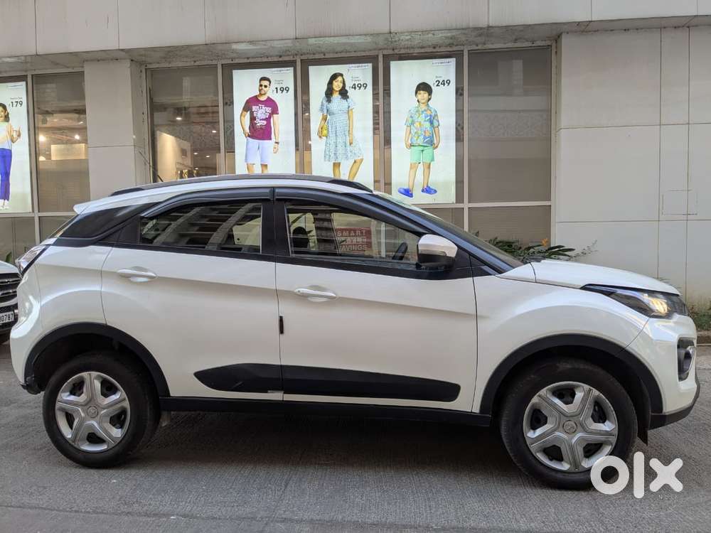 Tata Nexon 1.2 Revotron Xma Amt (s), 2022, Petrol