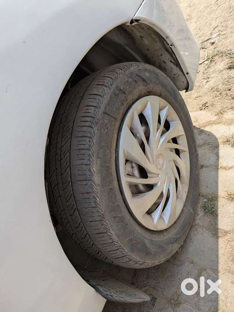 Toyota Innova 2015 Insured And Fitness Upto August 2026