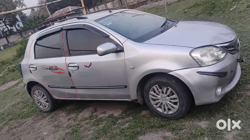 कभी ना खराब ना होने वाली गाड़ी Toyota Etios Liva Gd
