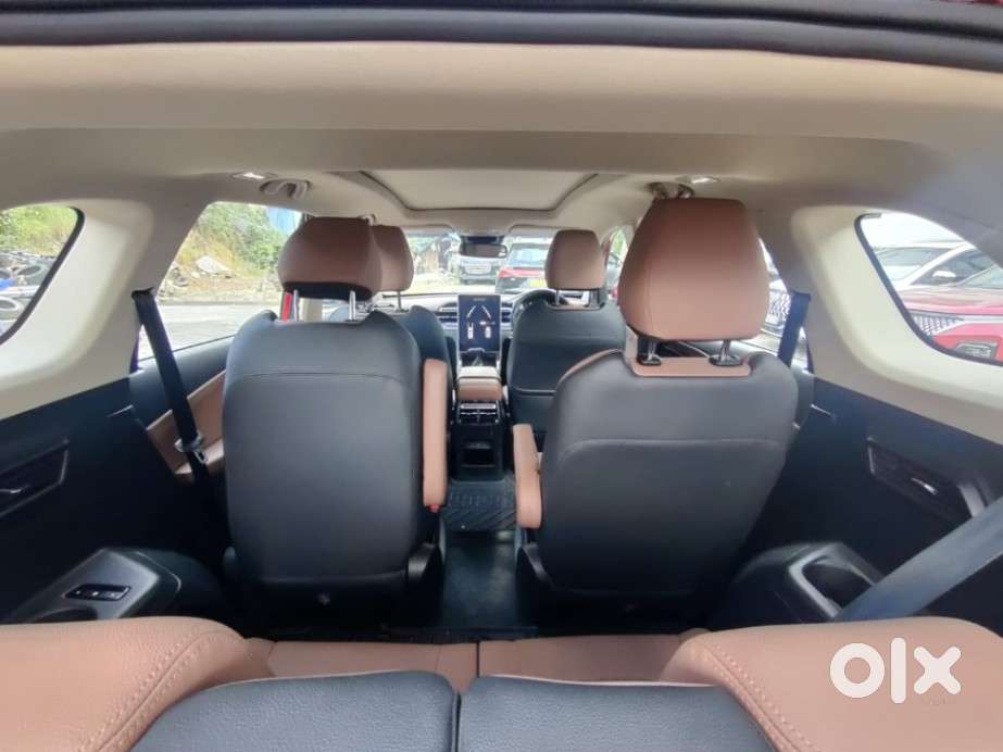 Mg Hector Plus Savvy Pro 1.5 Turbo Petrol Cvt 6 Str, 2023, Petrol