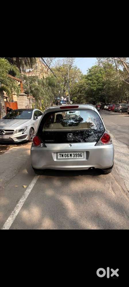 Honda Brio V Automatic, 2014, Petrol