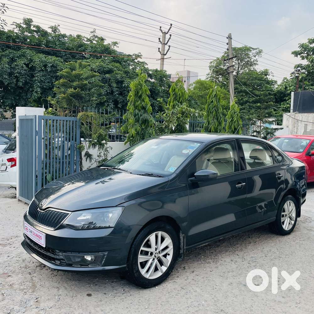 Skoda Rapid [2016-2018] 1.6 Style Plus Mpi At, 2017, Petrol
