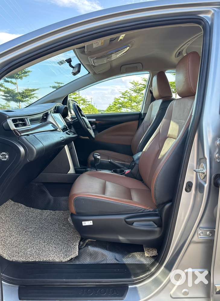 Toyota Innova Crysta [ ] 2.4 Zx At 7 Str, 2022, Diesel