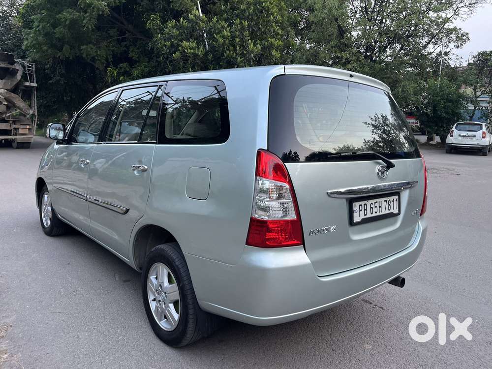 Toyota Innova 2.5 Vx (diesel) 7 Seater Bs Iv, 2009, Diesel