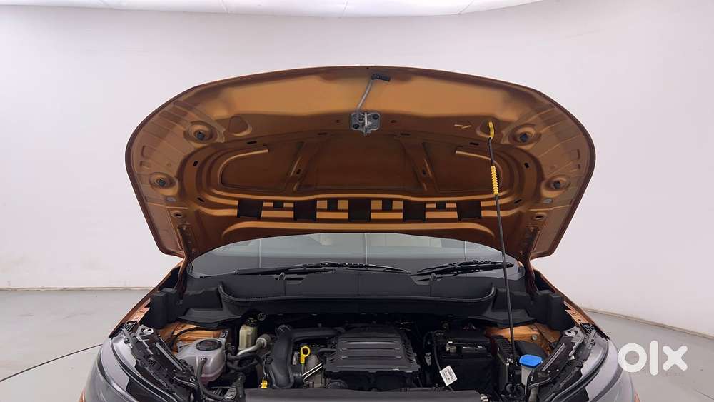 Skoda Kushaq Active 1.0 Tsi Mt, 2022, Petrol