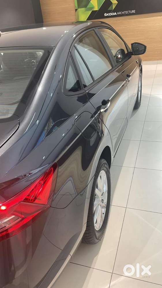 Skoda Car With Petrol Engine One Hand Driven Absolutel Ok Condition