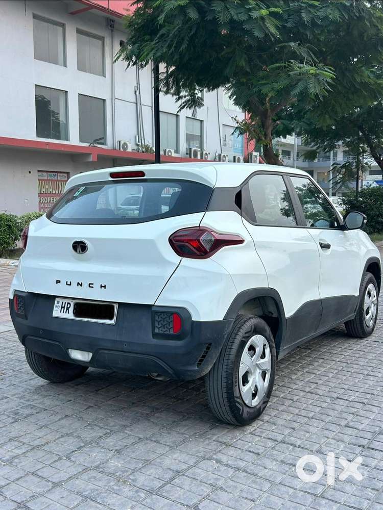 Tata Punch Pure, 2025, Petrol
