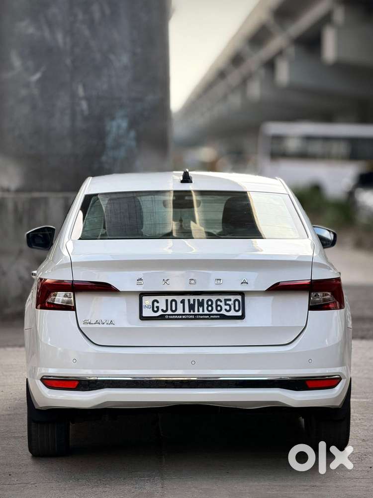 Skoda Slavia 1.0 Tsi Style, 2023, Petrol